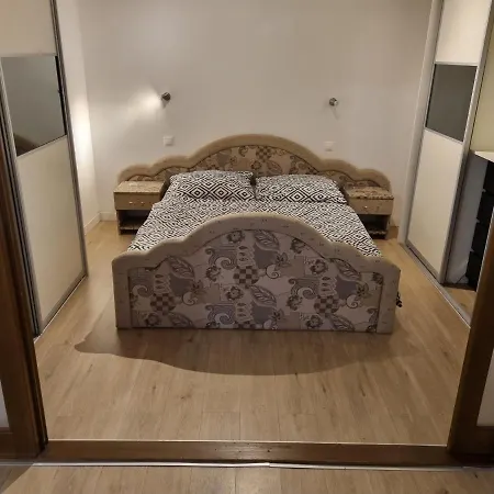 Family Apartman V Centre Mesta Apartment *