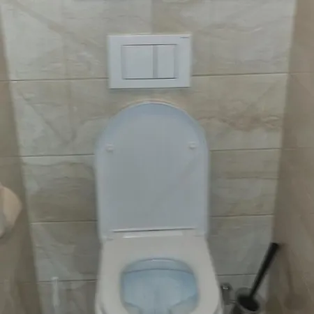 Lägenhet Family Apartman V Centre Mesta