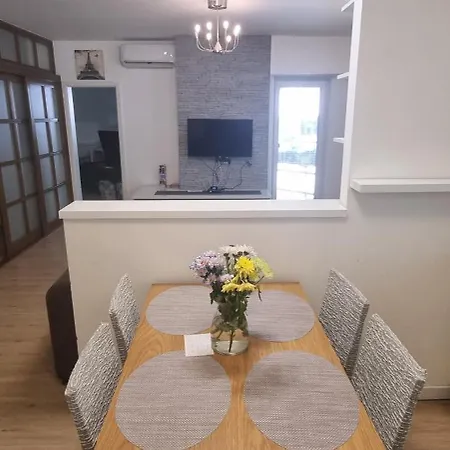 Family Apartman V Centre Mesta Appartamento *